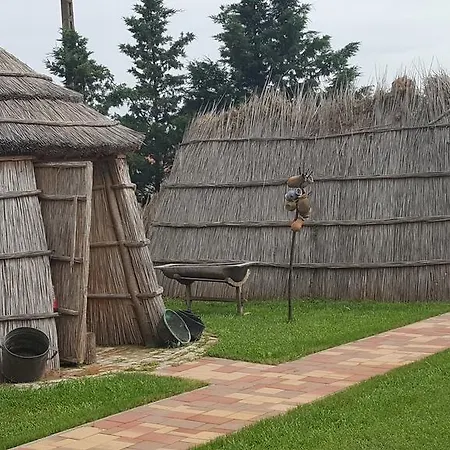 בית הארחה Sovirag Vendeghaz *