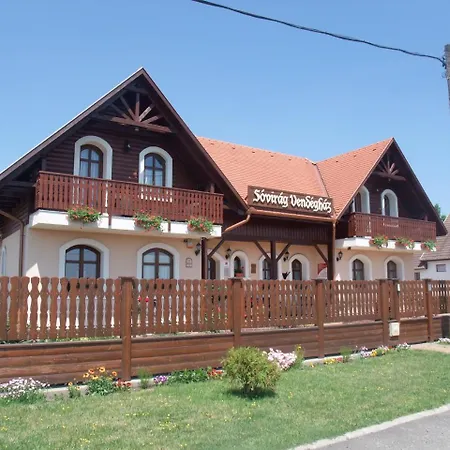 בית הארחה Sovirag Vendeghaz *