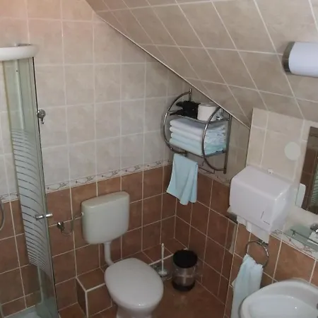 Sovirag Vendeghaz Penzion *