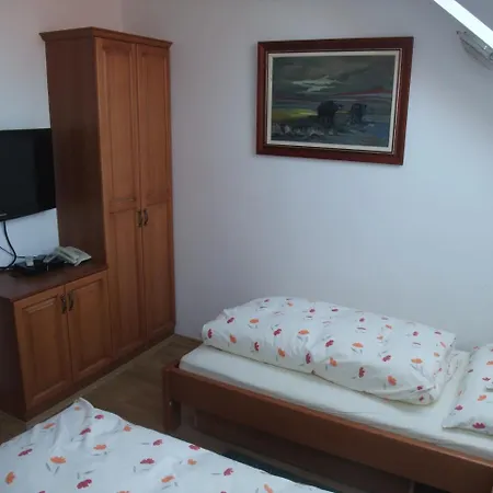 Sovirag Vendeghaz * Hortobágy