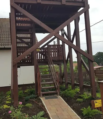Sovirag Vendeghaz